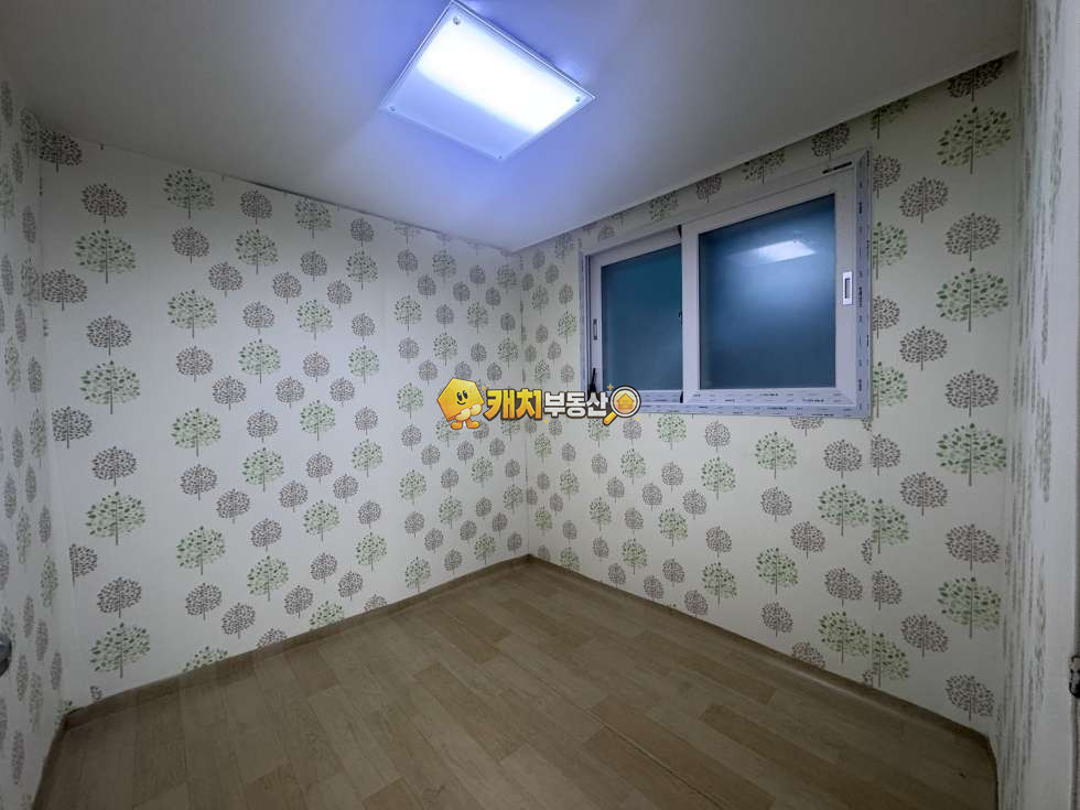 경기 군포시 산본동 캐치 l 구옥 l 29381 l 신창빌라 l 쓰리룸 매매 매물번호 32196 사진 3