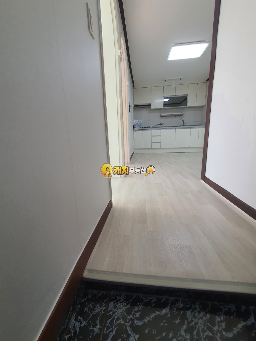 인천 계양구 효성동 캐치 l 구옥 l 21064 l 궁전빌라 l 쓰리룸 화1 l 올수리 매매 매물번호 32478 사진 11
