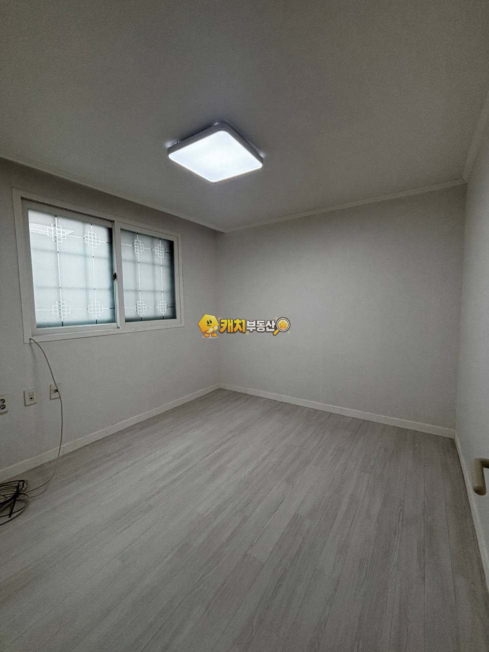 경기 안산상록구 일동 캐치 l 구옥 l 36363 l 파크빌 4층 l 쓰리룸 매매 매물번호 32266 사진 6