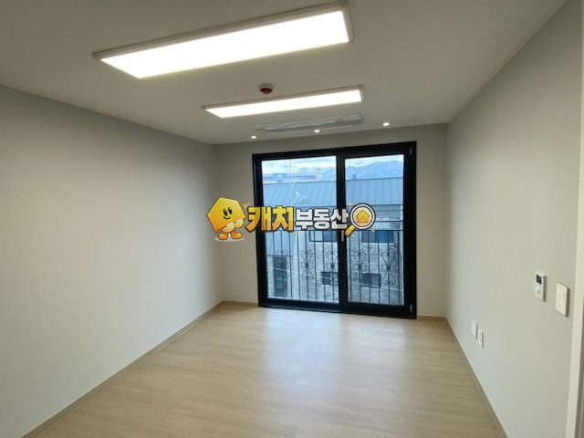 경기 남양주시 진접읍 장현리 캐치 l 준신축 l 31460 l 더클레시움 l 쓰리룸 매매 매물번호 32962 사진 12