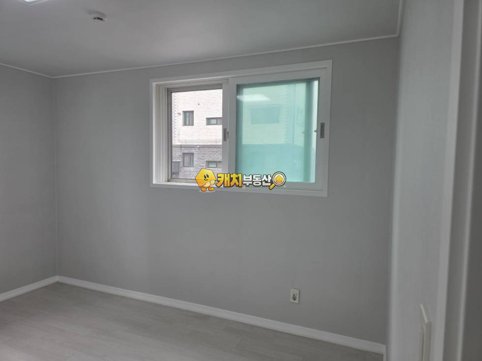 경기 고양일산동구 성석동 캐치 l 구옥 l 33110 l 플로체 l 쓰리룸 매매 매물번호 33050 사진 4