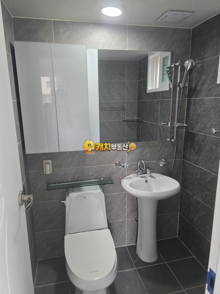 경기 고양일산동구 성석동 캐치 l 구옥 l 33110 l 플로체 l 쓰리룸 매매 매물번호 33050 사진 6